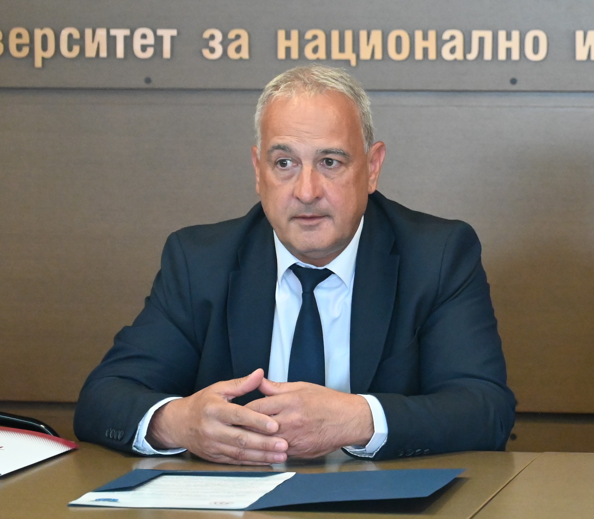 УНСС :: Подновен е договорът за сътрудничество с Агенция „Митници"